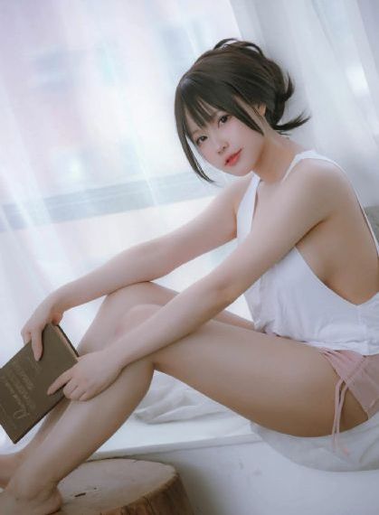 被双胞胎亲妺妺夹得我好爽_BD英语高清视频播放