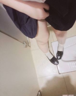 日韩禁无码激情免费看_HD在线视频观看